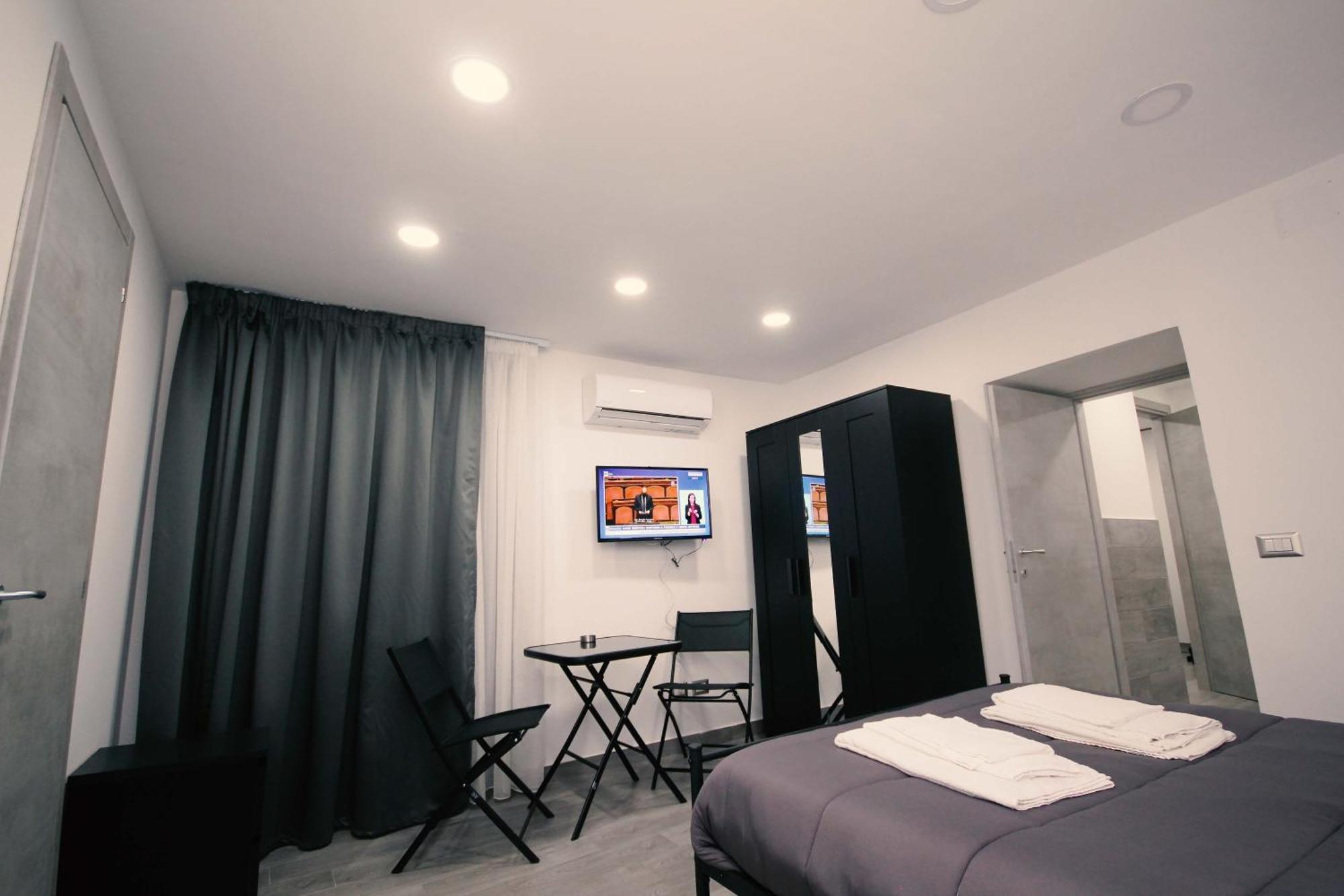 Ferienwohnung Almat Domus Neapel Zimmer foto